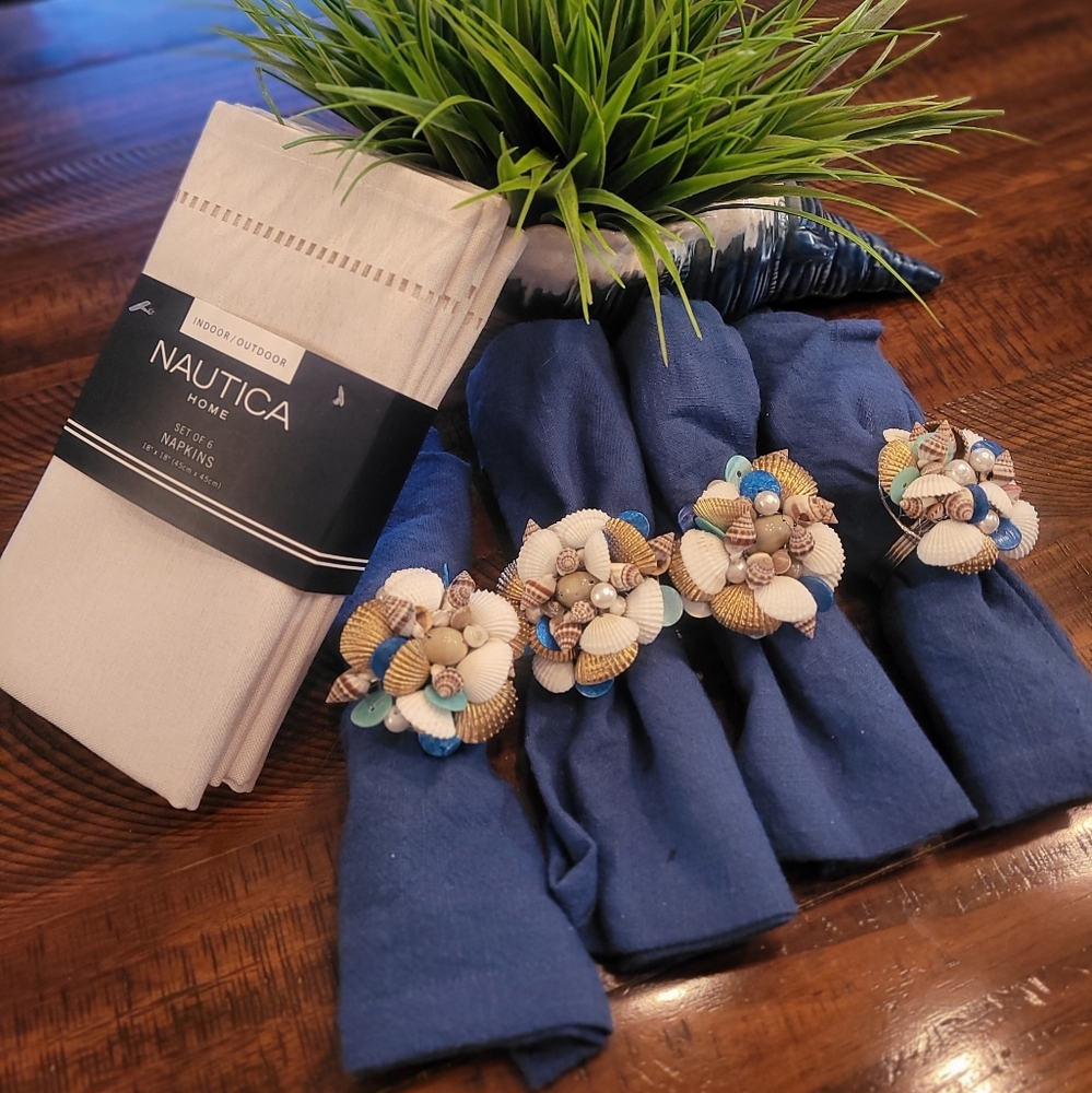 Nautica Navy and Cream Table Linens with Shell Accents Napkin Holders. NEW